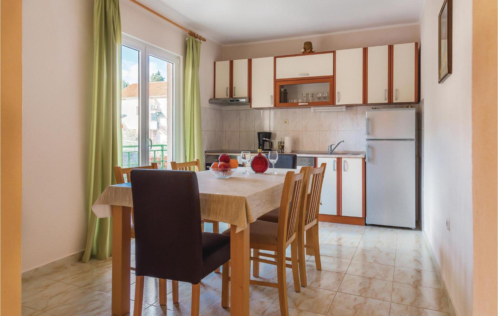 Beautiful Apartment In Raslina With Wifi Экстерьер фото