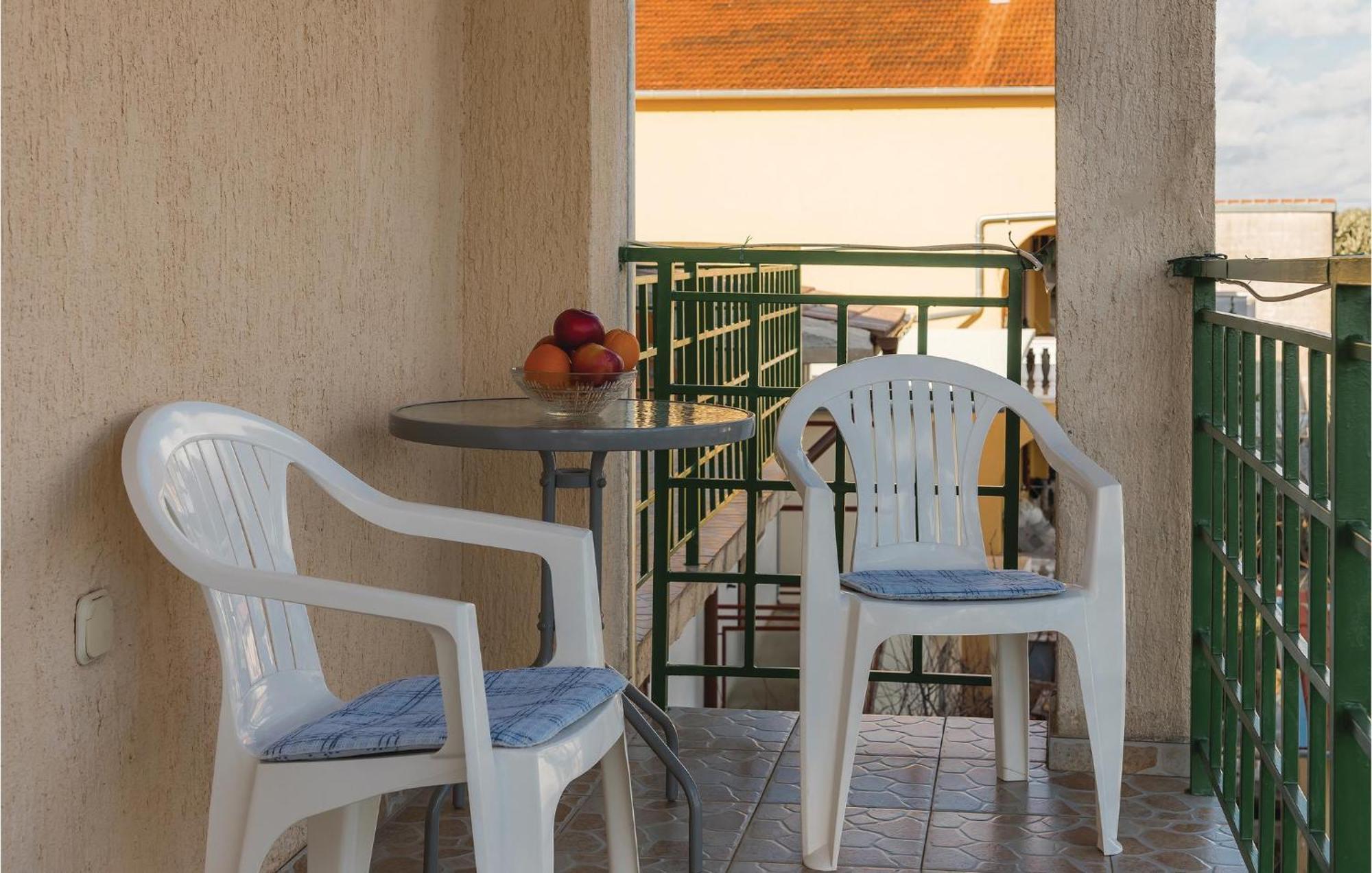 Beautiful Apartment In Raslina With Wifi Экстерьер фото